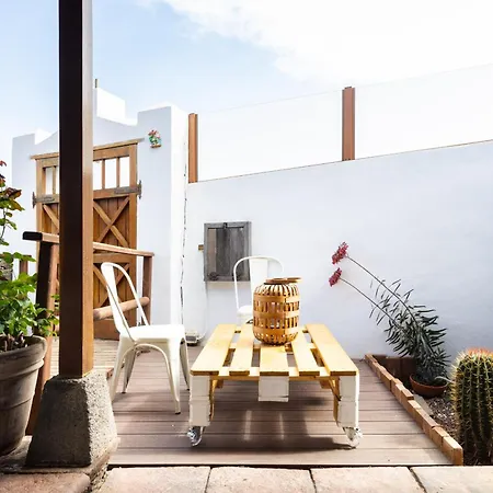 Eden Sagitta Beta Retreat Holiday home